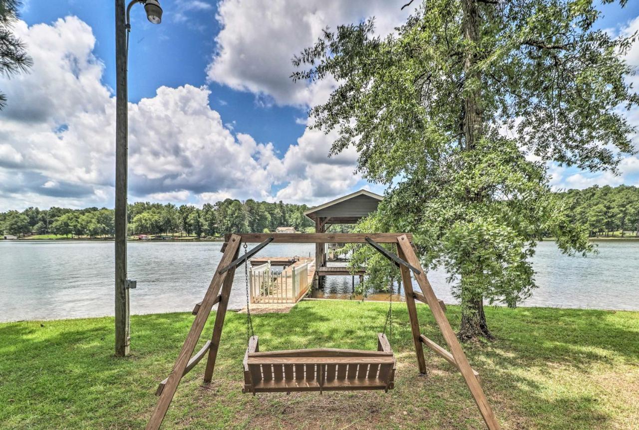 Waterfront Lake Sinclair Home With Boat Dock! Милиджвил Екстериор снимка